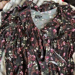 Brand: city chic    size: M/18    color: floral